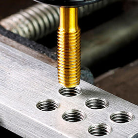 раскатывание резьбы