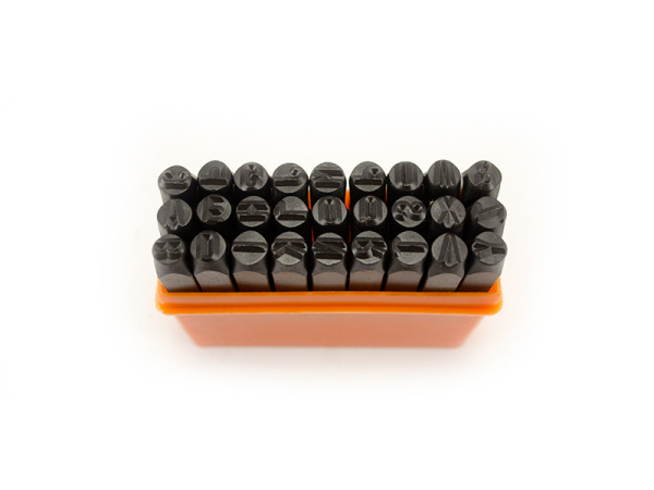 Клеймо буквенное 8 сталь 27 шт (латинский шрифт)