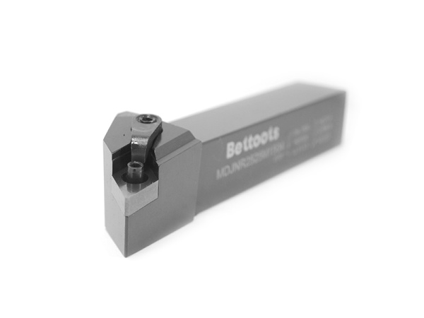 Резец проходной с ромбической пластиной 25х25х150 MDJNR 2525 M15-04 «Русский Инструмент» (РИ)